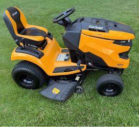 New Cub Cadet LT42 Lawn Mower (Free Delivery)