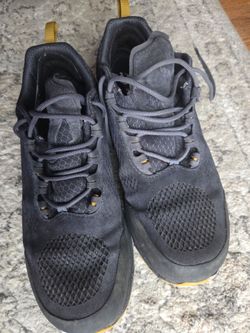Vasque Hiking Shoes 10.5