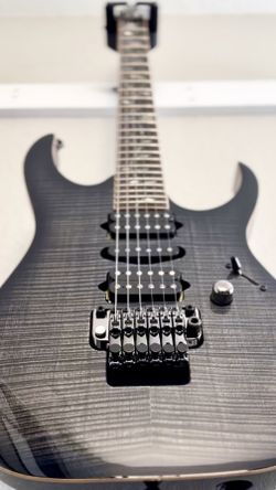 Ibanez RG8570 J Custom