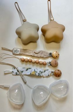 Pacifier accessories Moonkie and Mango