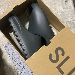 Dark Onyx Size 10