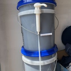 *SEALED* 5 Gallon Buckets of Genuine Tide Laundry Detergent - Direct From The Distributor - Multiple Available!