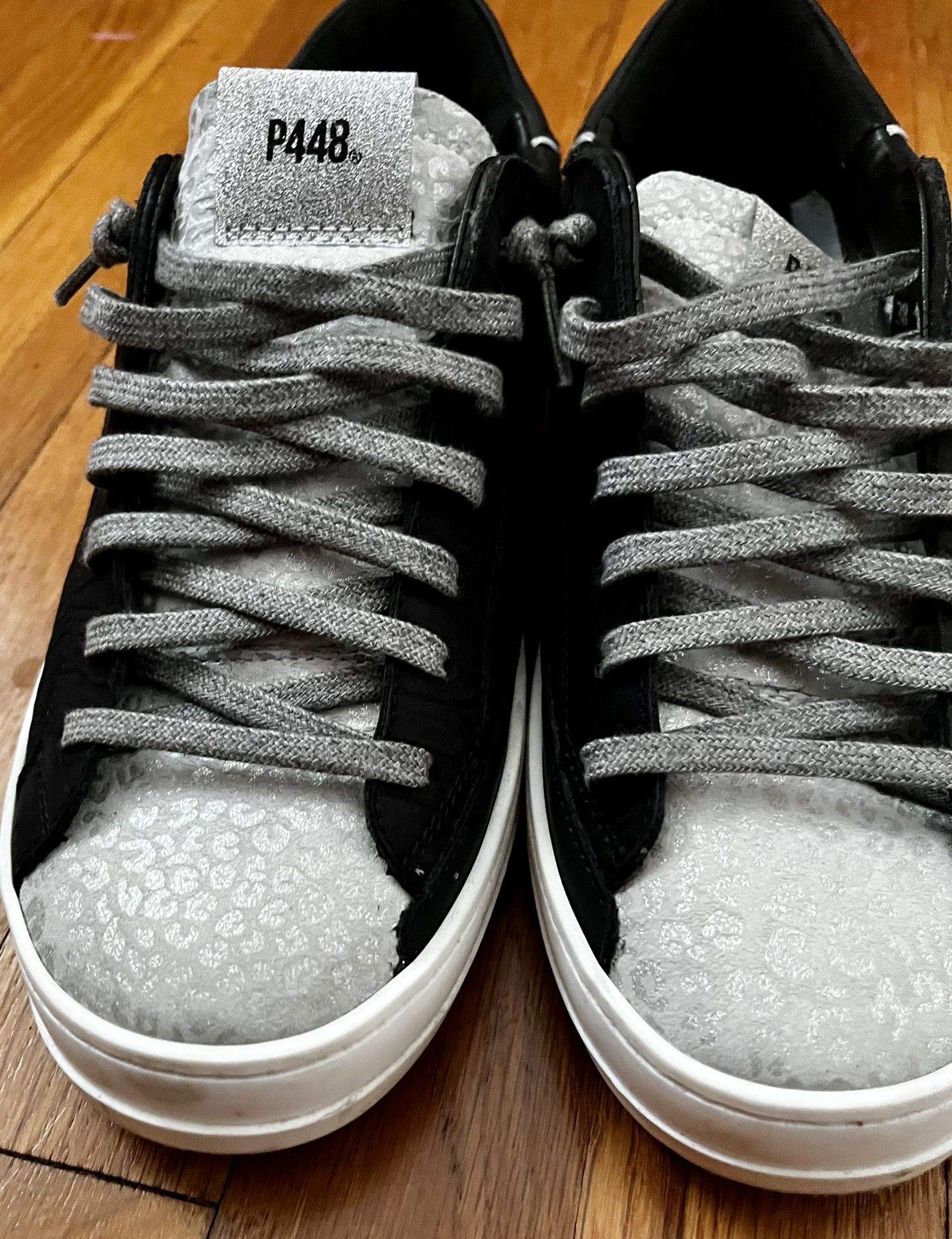 Brand New Ladies P448 Sneakers