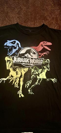 Youth size M Jurassic world tshirt  