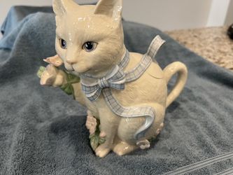 Lenox Cat Tea Pot