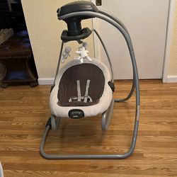 Graco Baby Swing