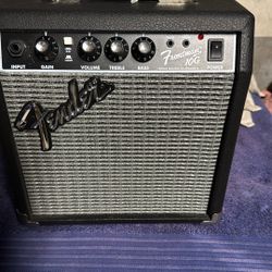 Fender Frontman 10G Electric Guitar Amp