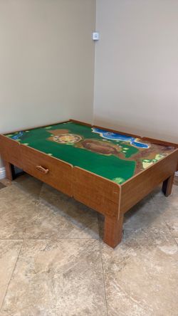 Imaginarium Kids Train Table