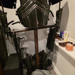 Armor With Stand 