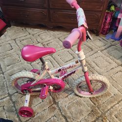 Girls bike