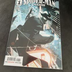 Spiderman Noir # 1 (First Printing) Hot New Movie Coming Out With Nicholas Cage!