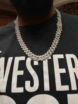 Iced out moissanite cuban link chain 12mm 22 inches