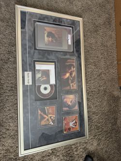 Taylor Swift Autograph PSA Certified