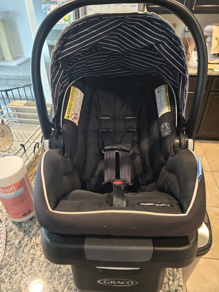 Graco SnugRide Lite LX Infant Car Seat, Studio
