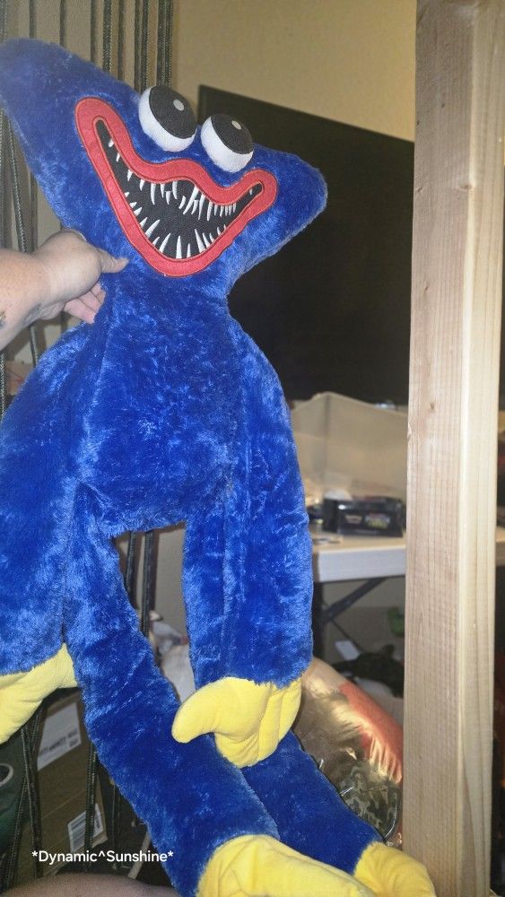 Giant Plushies- HUGGY Wuggy AND Teddy BEARS