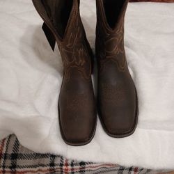 Brand new men's Wolverines. Soft toe workboots 11 1/2 