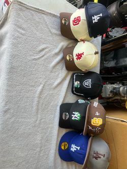 New Era Fitted /Snapback Hats $20