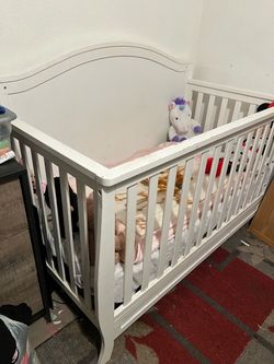 White crib