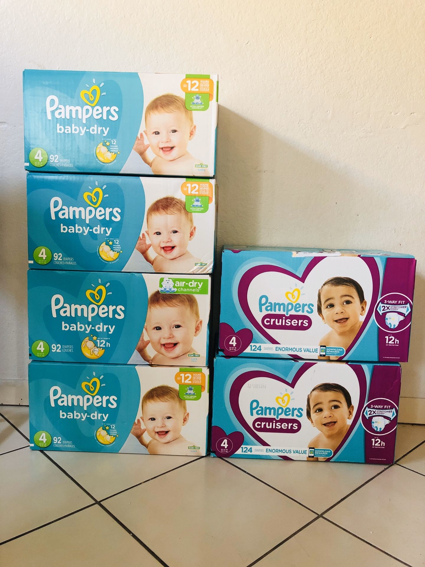 Diapers size 4! Pampers brand! New In-Box!