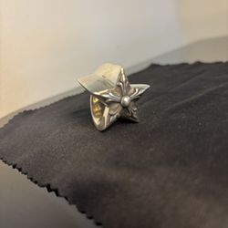 Chrome heart Star Ring