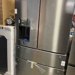 Refrigerator 