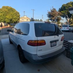 2000 Toyota Sienna