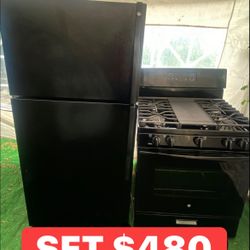 SET DE REFRIGERADOR Y ESTUFA EN BUENAS CON DICIONES COM 30 DÍAS DE GARANTÍAS 