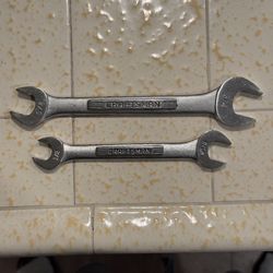 2 Craftsman Double Open End Wrenches -V- Series 44578 9/16 x 1/2 44582 5/8 x 3/4
