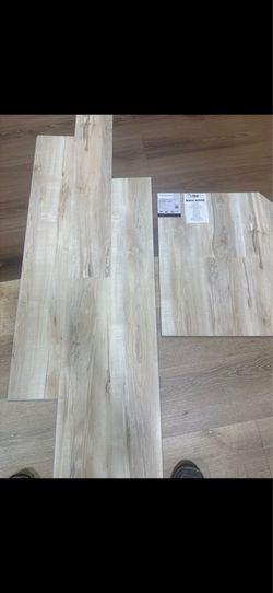 Click on plank vinyl flooring