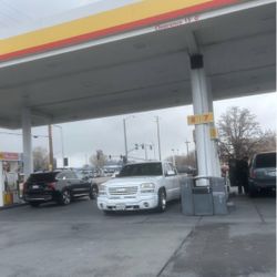 Chevy 2006, Asking $8,500