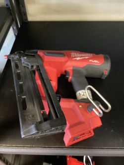Milwaukee M18 Fuel Brushless 16Ga Finish Nailer (Tool-Only) $270