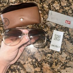 Ray Ban’s Unisex Sunglasses RB2198