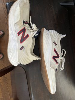 Men’s New Balance Tennis Shoes, Size 10