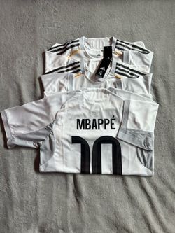 🔥 REAL MADRID MBAPPE 25/26 HOME JERSEY SIZES M - XL ⚪️