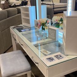 Stephanie Luminous White Vanity$10 Down Payment And Financing Available