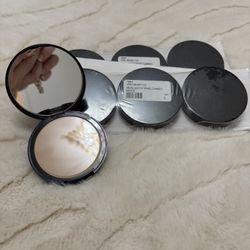 Private Label, Jewel Powder And Foundation Color Beige