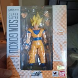 Dragon Ball Kai Super Saiyan Son Goku Bandai S.H.Figuarts 2015