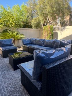 NEW 7 Piece Modern HQ Patio Furniture Set w/ Coffee Table - Navy Blue Cushions