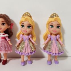 6pcs Dolls
