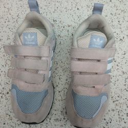 Girls Adidas Size 12.5