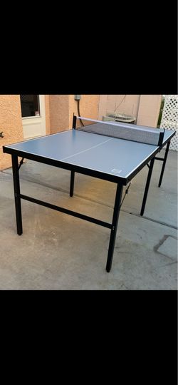Brand New Ping Pong 🏓 Table, 4 paddles ball's Box and manual
