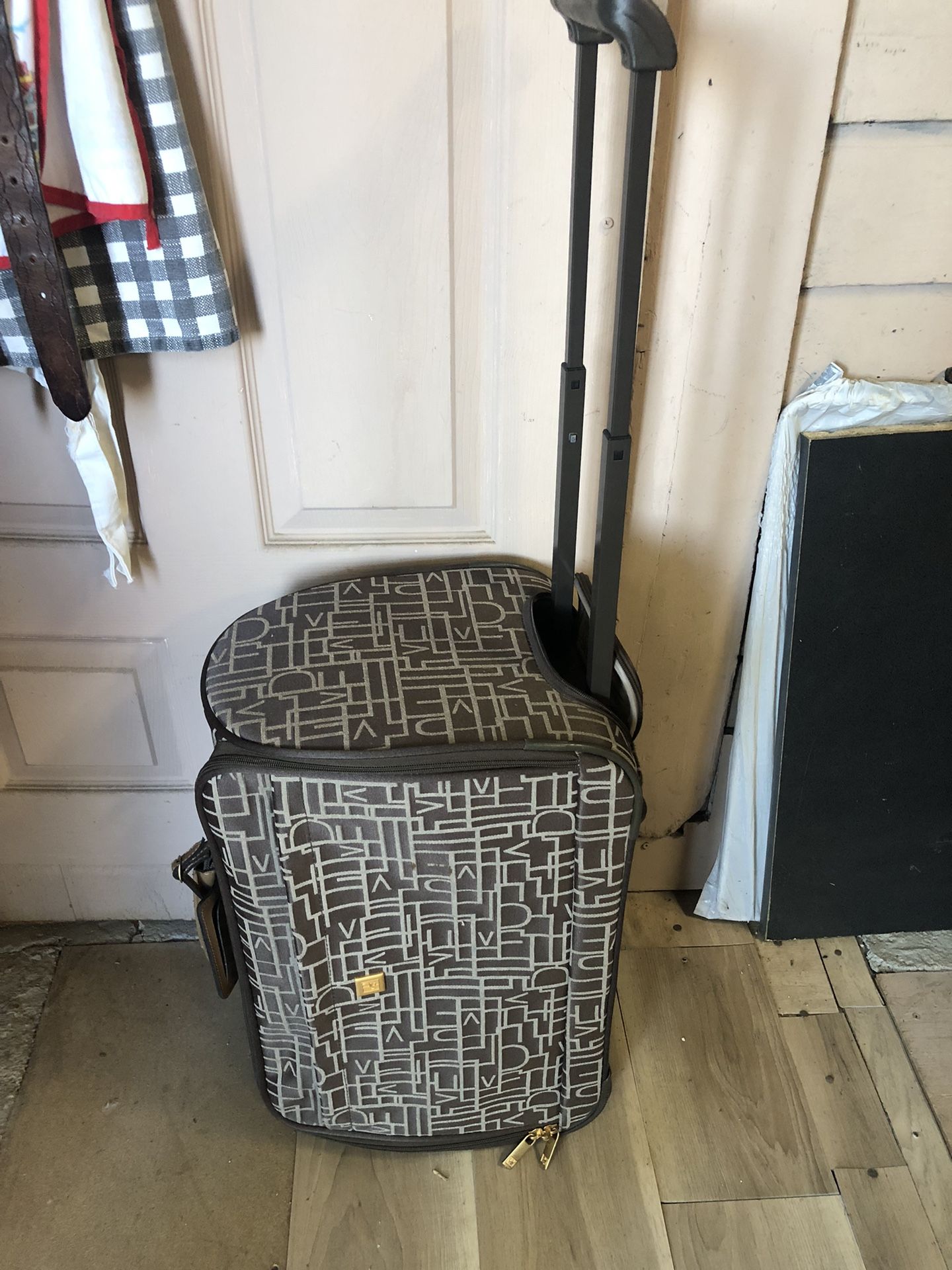 Diane Von Furstenberg Designer Luggage for Sale in Sun City, AZ - OfferUp