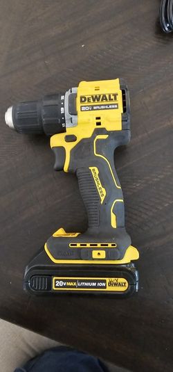dewalt atomic drill with batery