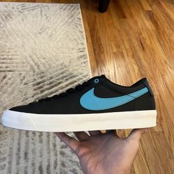 Nike BLAZER LOW PRO GT shoes