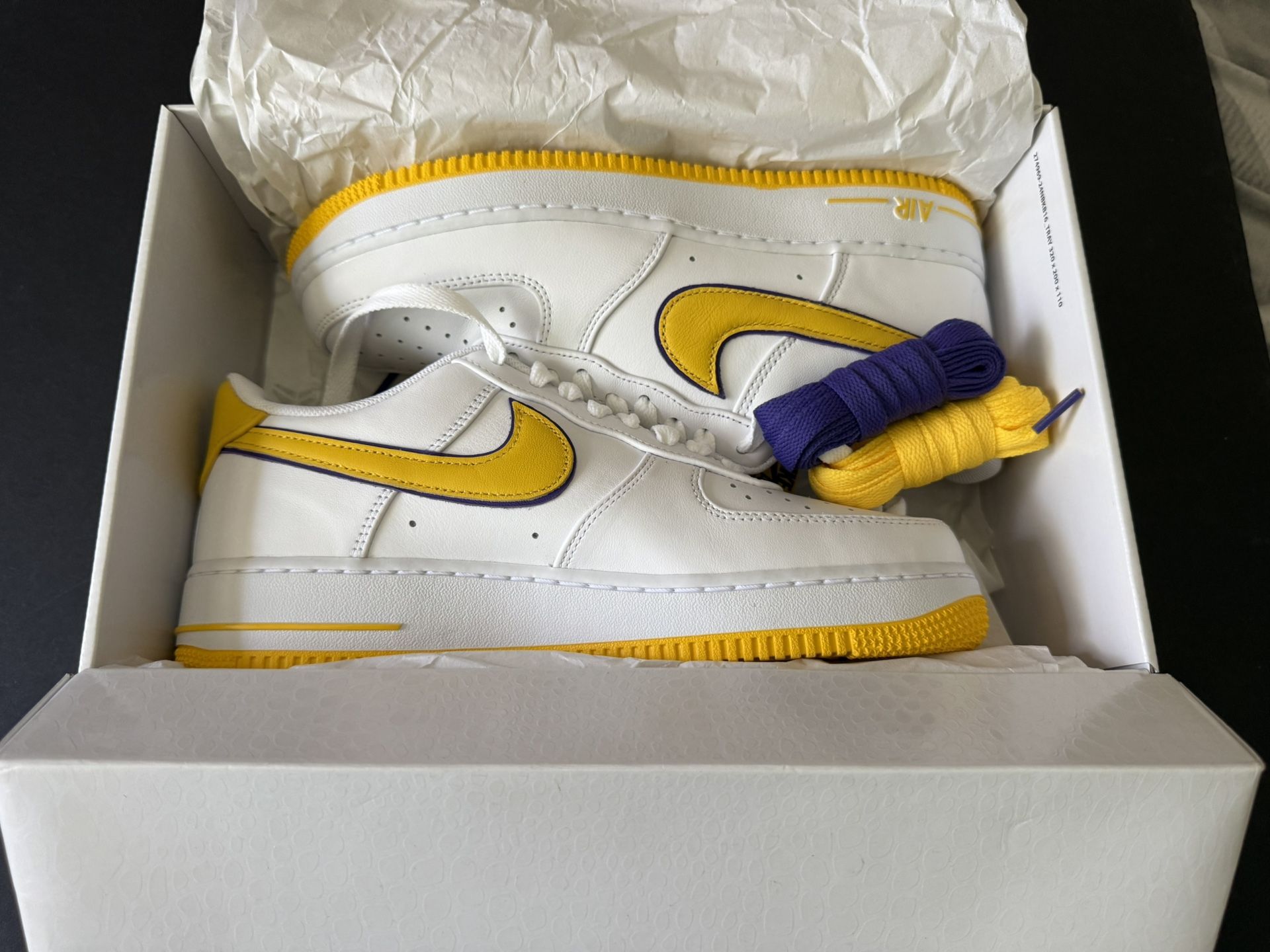 Nike Kobe Bryant Air Force 1 Low Retro SZ 8.5
