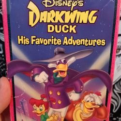 Disney Darkwing Duck : Darkly Dawns The Duck VHS 