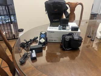Nice Canon 90D Body Bundle 32.5MP DSLR