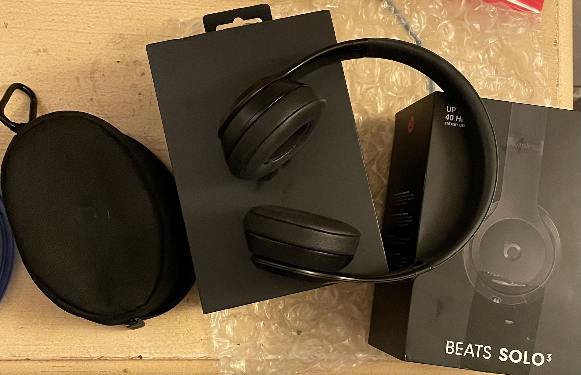Beats Solo3 Wireless Headphones Matte Black
