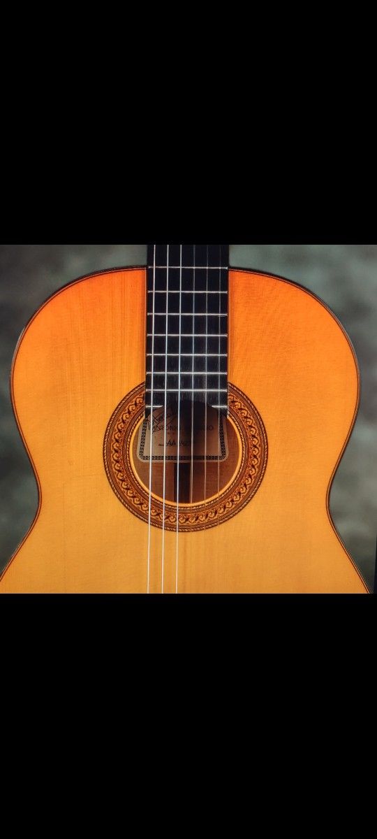 Antonio Aparicio Classic Flamenco Guitar
