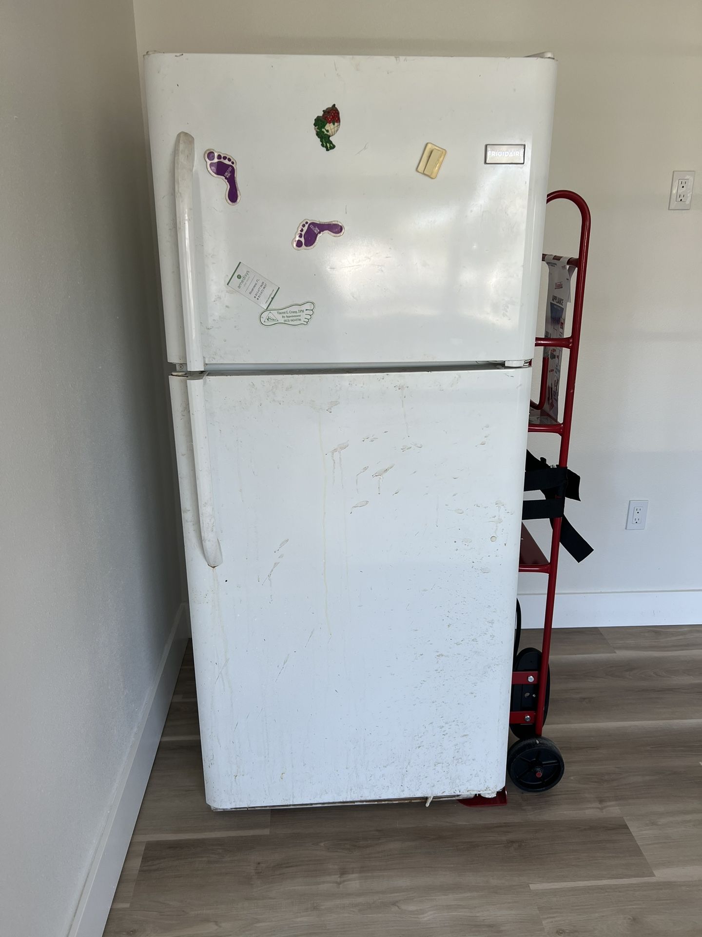Frigidaire Fridge